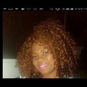 Meet your Posher, Jeannette