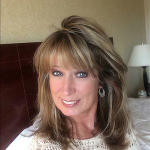 Meet your Posher, Shelly