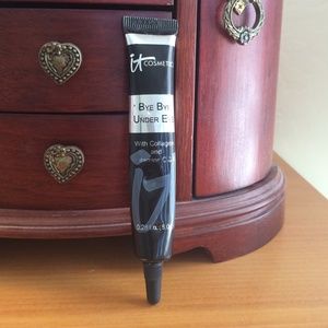 It cosmetics bye bye under eye concealer