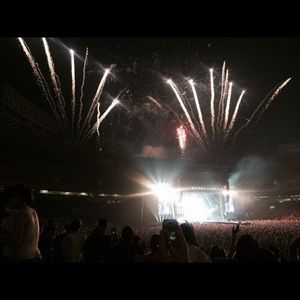 Meet your Posher, April