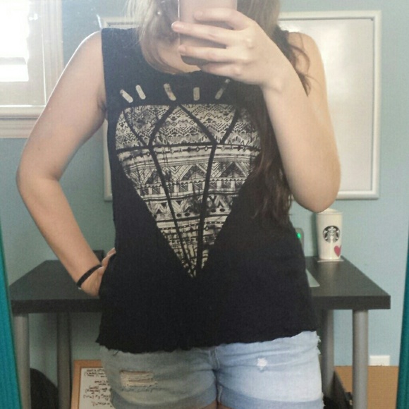 Muscle Tee - Picture 2 of 3