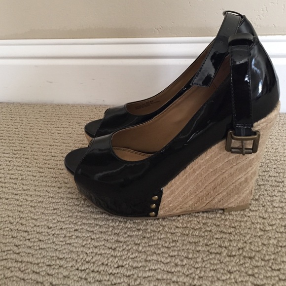 Wedges-Chinese Laundry