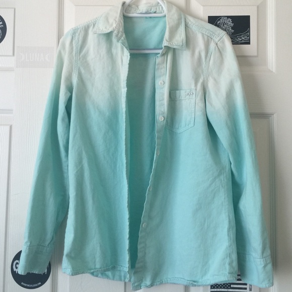 button down pocket ombré long sleeve