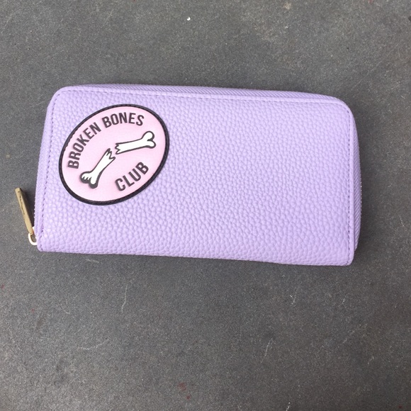 TOPSHOP broken bones lavender wallet