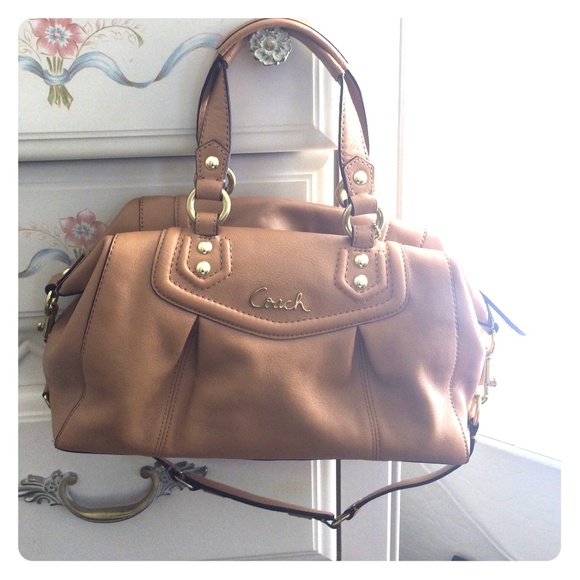Coach Ashley camel purse