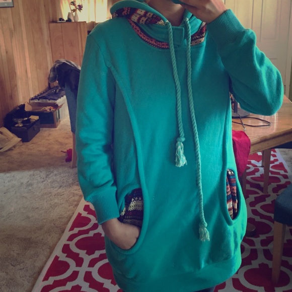 Oversized hooded sweatshirt