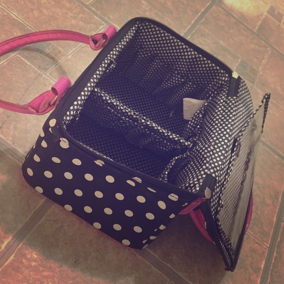 Makeup bag