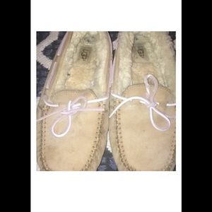 Ugg Daktoa slippers!