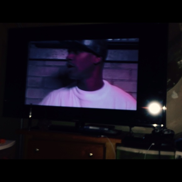 Samsung 60" smart tv - Picture 1 of 1