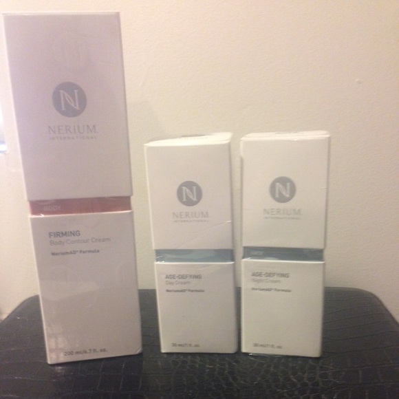 NWT Nerium