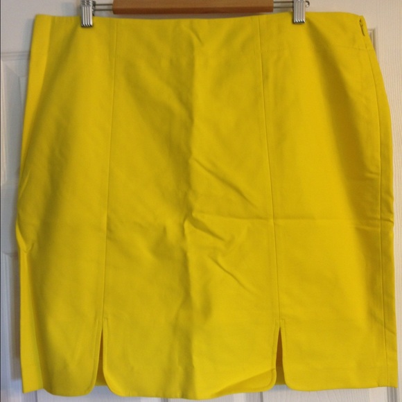 Sale!Eloquii by The Limited Yellow Tulip Skirt 16W