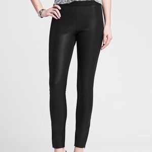 ✨Sloan Fit Faux Leather Front Leggings✨