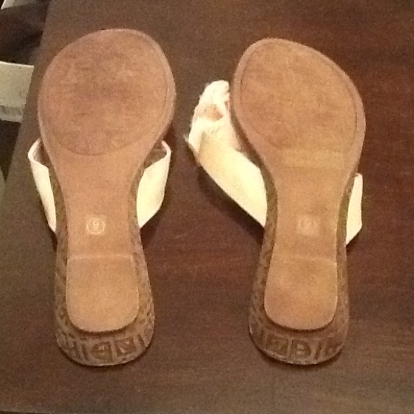 Flip flops - Picture 2 of 2