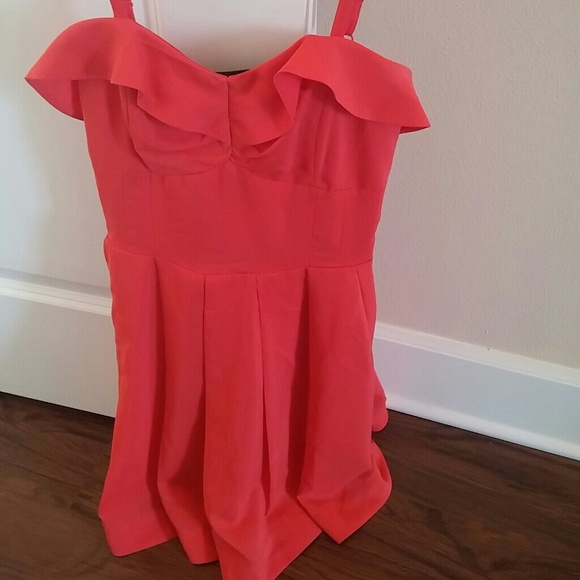 Coral Lulu's Flattering Dress Size Small