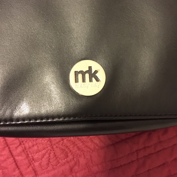 Mary Kay purse - Picture 2 of 4