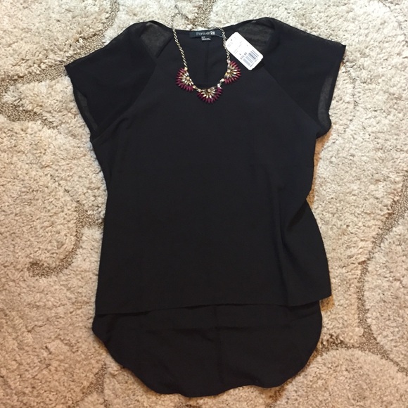 Forever 21 Tops - NWT High low blouse
