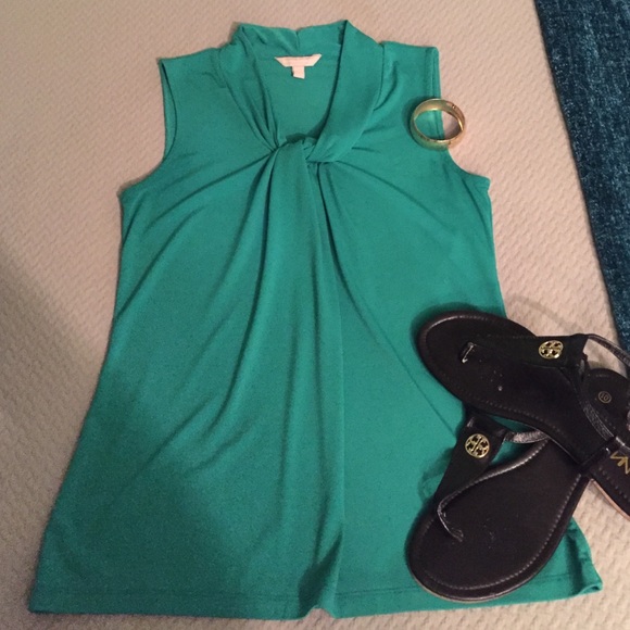 Emerald green Banana Republic top size Medium.