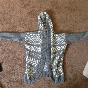 KNITTED GREY & WHITE HOODED CARDIGAN