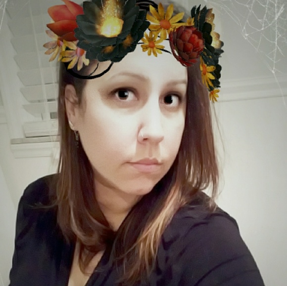 Meet your Posher, Amy - Picture 4 of 4