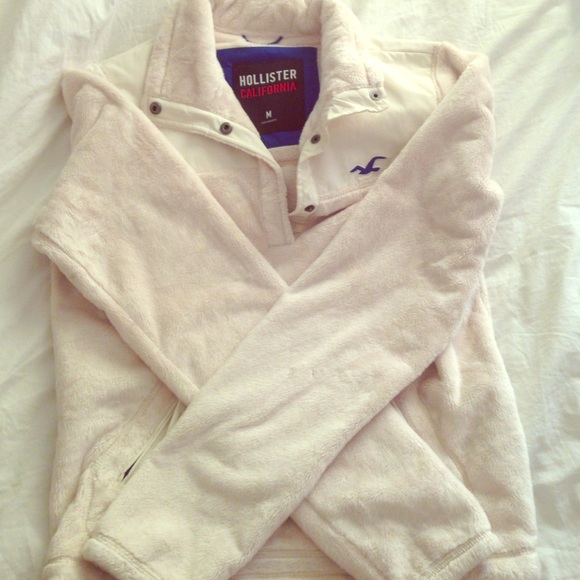 Cozy pullover sweater from Hollister