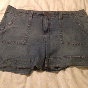 2pair of women's blue jean shorts