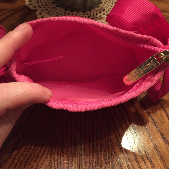 Pink Juicy Couture Make Up Bag - Picture 2 of 2