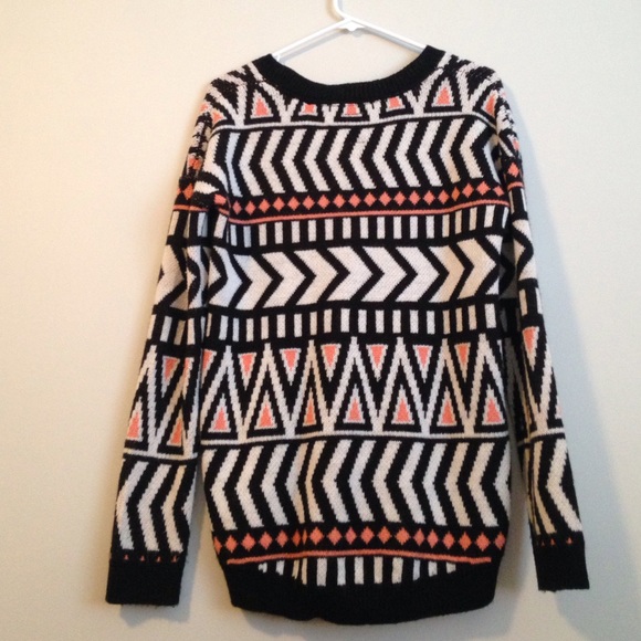 aztec sweater - Picture 2 of 4