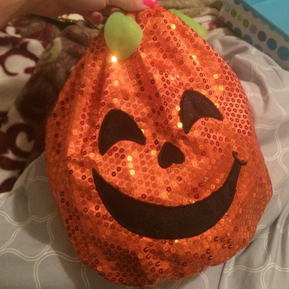 Pumpkin costume for doggy (small)