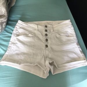 White American eagle shorts