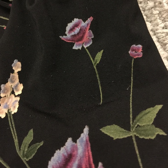 90s vintage BCBG floral dress - Picture 3 of 3