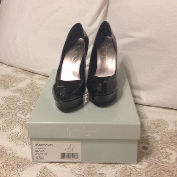 Patent Black Jessica Simpson Pumps