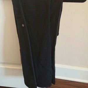 Lululemon Size 4 Flare Pants