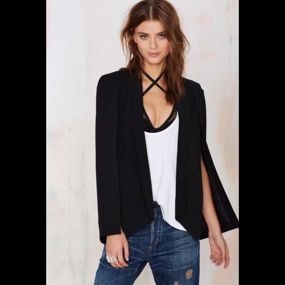 NASTY GAL CAPE BLAZER