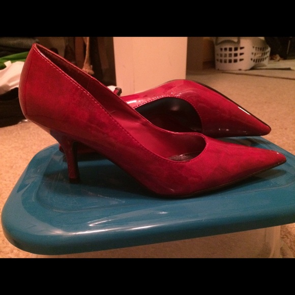 Spring Shoes - Picture 2 of 2