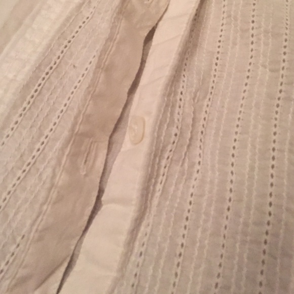 Button down - Picture 2 of 2