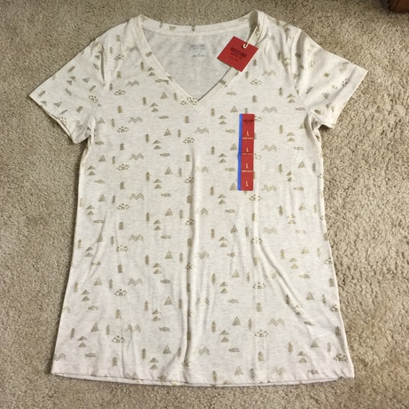 NWT Mossimo t-shirt