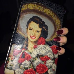 Mexican girl wallet ! NEVER USED
