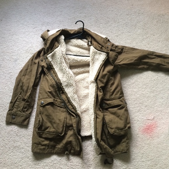 Army green fuzzy jacket