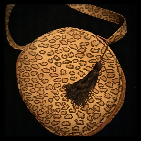 Animal print handbag (NWOT)