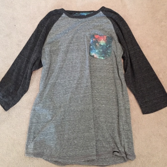 Baseball tee