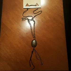 Urban Outfitters gold pendant necklace