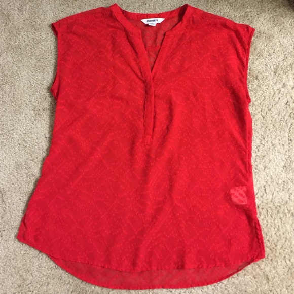 Sleeveless blouse. Only worn once!
