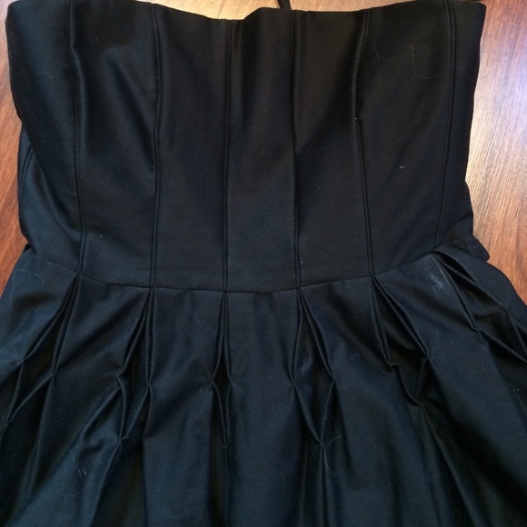 LBD💋💋 - Picture 2 of 2