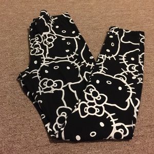 Hello Kitty Leggings NWOT
