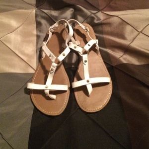 Boutique white sandles❤️