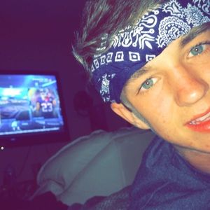 Meet your Posher, Charles