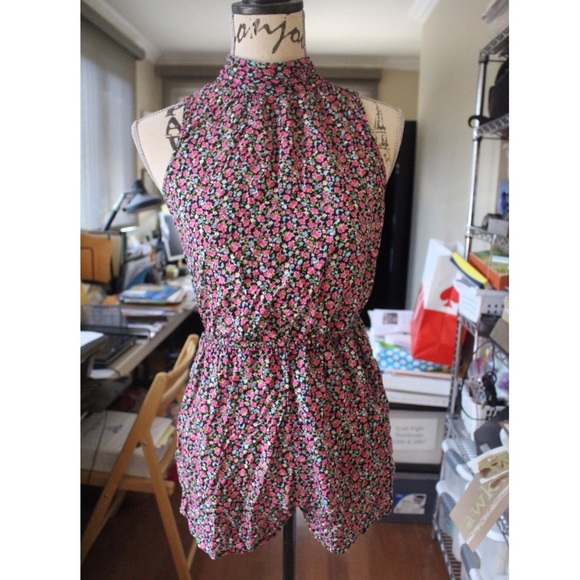 NWOT Forever 21 Floral Romper (Tie Back) - Picture 1 of 4