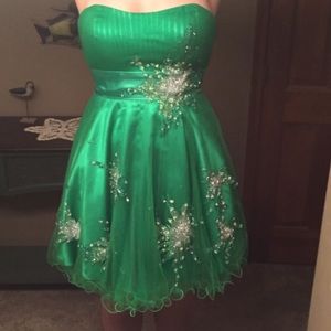 Emerald green cocktail dress
