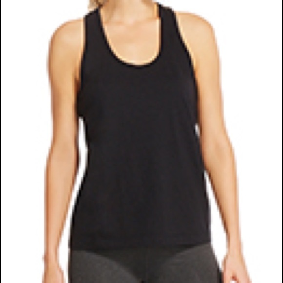 Last Chance💪🏻🙏Fabletics outfit - Picture 3 of 3