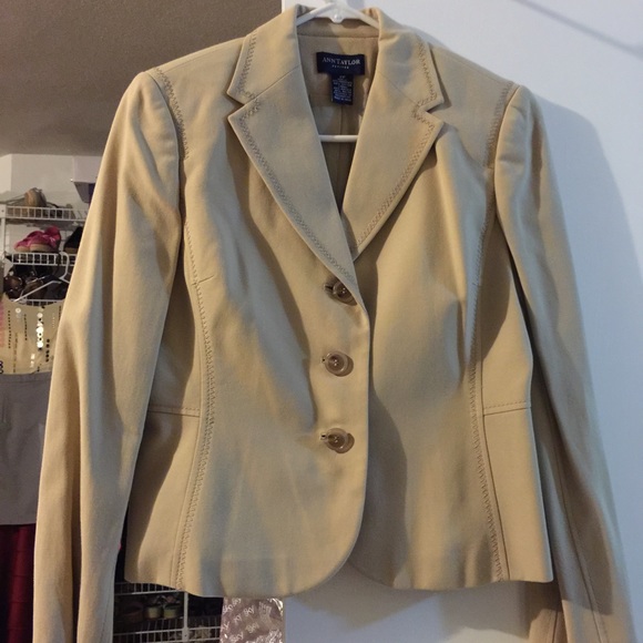 Ann taylor tan blazer